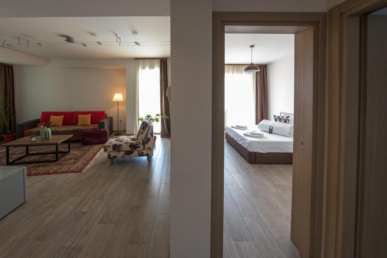Arome22 Hotel Ефорие Суд Екстериор снимка